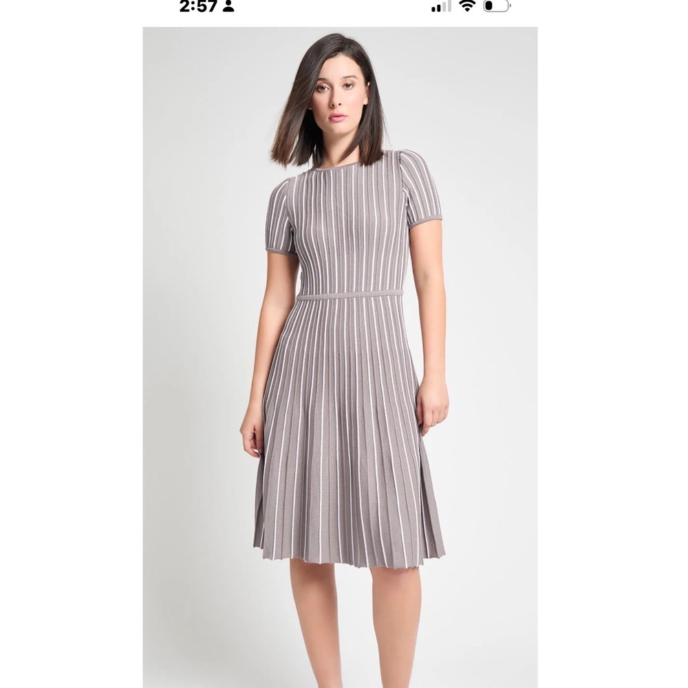 Ming Wang Knit Dress Women S Grey White Striped Short Sleeve Fit & Flare MW86444